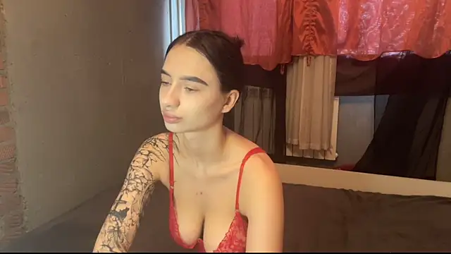 Snapshot of imChatty_Alice chatting on July 30, 2026, 5:39 am imChatty Alice online show from July 30, 2026, 5:39 am