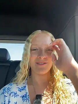 Snapshot of Sophie_cute06 chatting on July 31, 2026, 11:53 am Sophie cute06 online show from July 31, 2026, 11:53 am