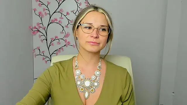 Melodie Aster online show from January 15, 2026, 12:19 pm