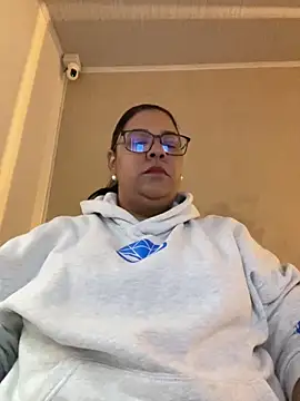 Snapshot of Carameloswing1 chatting on February 18, 2026, 11:50 am Carameloswing1 online show from February 18, 2026, 11:50 am