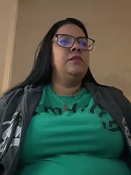 Snapshot of Carameloswing1 chatting on February 13, 2026, 12:38 pm Carameloswing1 online show from February 13, 2026, 12:38 pm