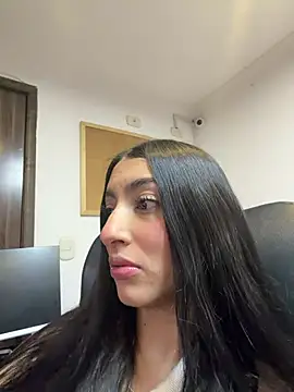 Snapshot of lya__brown chatting on June 26, 2026, 10:21 am lya brown online show from June 26, 2026, 10:21 am