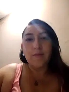 Valeria montana  online show from February 28, 2026, 11:15 pm