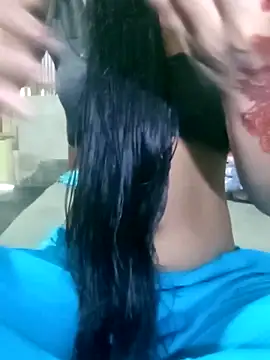 naughtygirl96 online show from April 2, 2026, 7:15 am