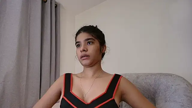Snapshot of phia_carter chatting on July 30, 2026, 12:54 am phia carter online show from July 30, 2026, 12:54 am