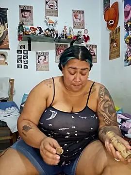 vicky-duarte online show from May 3, 2026, 12:49 am