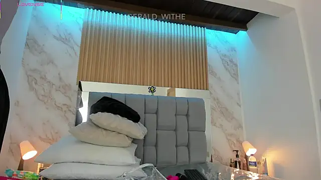 Snapshot of gerald_withe chatting on March 15, 2026, 12:34 pm gerald withe online show from March 15, 2026, 12:34 pm