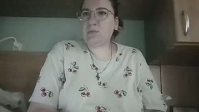 Dana92va online show from April 24, 2026, 7:10 am