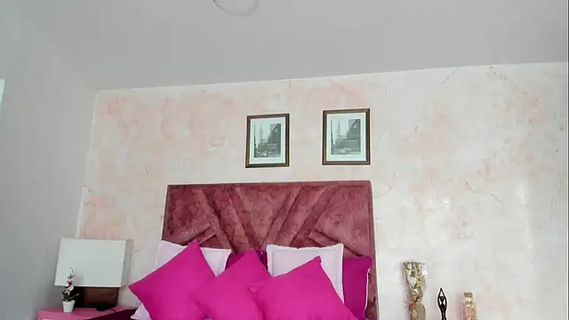 Snapshot of MelaniBeckers chatting on June 19, 2026, 6:47 pm MelaniBeckers online show from June 19, 2026, 6:47 pm