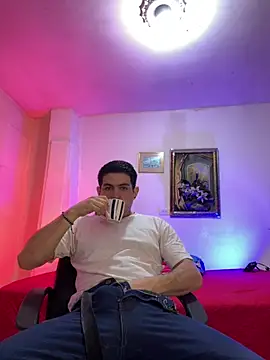 williamsmiiths16 online show from February 26, 2026, 2:06 pm