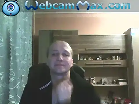 Snapshot of Egorij83 chatting on December 15, 2025, 11:10 pm Egorij83 online show from December 15, 2025, 11:10 pm