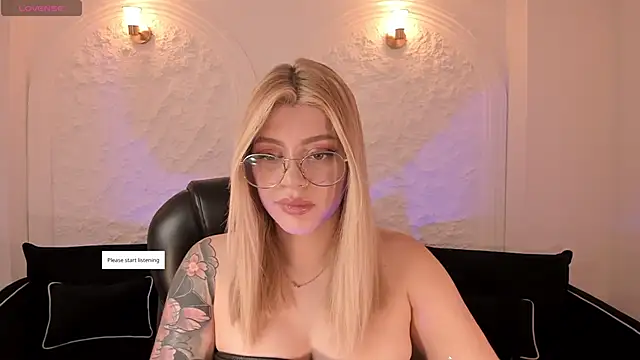 Snapshot of MadisonKane chatting on May 26, 2026, 11:41 am MadisonKane online show from May 26, 2026, 11:41 am