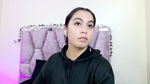 iris and damian online show from February 25, 2026, 5:13 pm