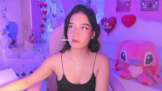 isabella castillo  online show from February 28, 2026, 8:41 pm