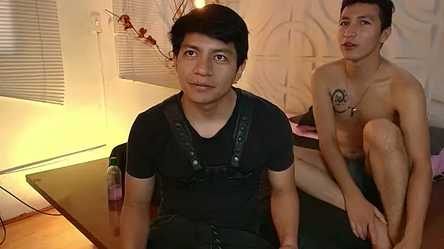 Snapshot of Felix_Mateo chatting on December 5, 2025, 7:23 pm Felix Mateo online show from December 5, 2025, 7:23 pm