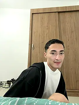 wal jones online show from December 4, 2025, 4:44 am