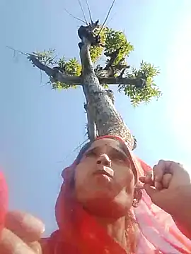 Snapshot of rashi_73 chatting on December 16, 2025, 5:44 am rashi 73 online show from December 16, 2025, 5:44 am