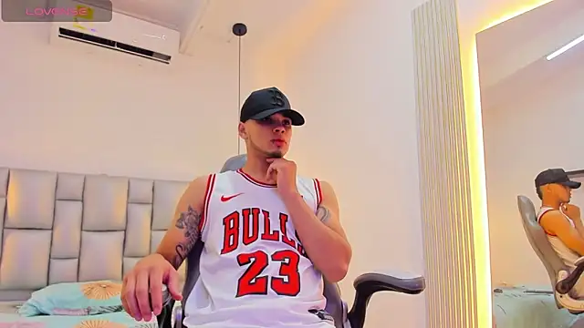 Snapshot of AresReed chatting on December 15, 2025, 3:23 am AresReed online show from December 15, 2025, 3:23 am