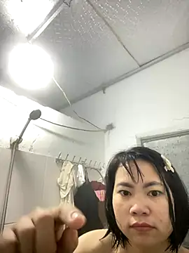 Snapshot of Chew_candy chatting on December 4, 2025, 3:33 pm Chew candy online show from December 4, 2025, 3:33 pm