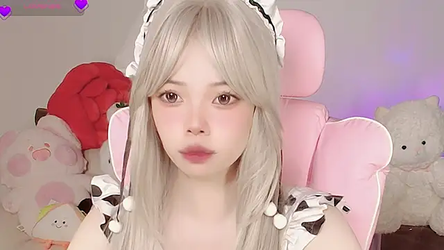 Miyeoonn online show from June 16, 2026, 3:12 pm