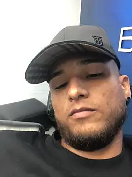 Snapshot of modeloxtz chatting on March 22, 2026, 8:54 pm modeloxtz online show from March 22, 2026, 8:54 pm