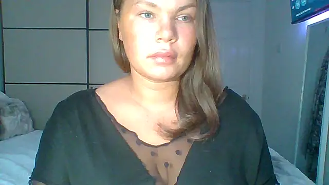 Snapshot of GEMMARMALADE chatting on July 8, 2026, 5:41 am GEMMARMALADE online show from July 8, 2026, 5:41 am