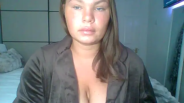 Snapshot of GEMMARMALADE chatting on July 5, 2026, 7:26 am GEMMARMALADE online show from July 5, 2026, 7:26 am
