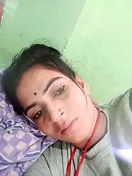 Snapshot of Big_soniya55A chatting on May 13, 2026, 2:18 am Big soniya55A online show from May 13, 2026, 2:18 am