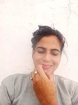 Snapshot of Big_soniya55A chatting on May 17, 2026, 2:11 am Big soniya55A online show from May 17, 2026, 2:11 am