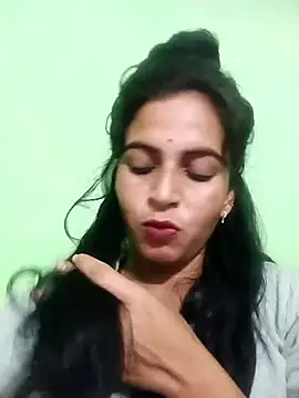 Snapshot of Big_soniya55A chatting on May 4, 2026, 9:01 am Big soniya55A online show from May 4, 2026, 9:01 am