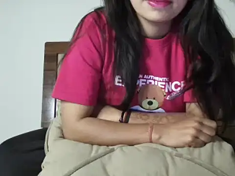 Snapshot of priya_008 chatting on December 4, 2025, 3:55 pm priya 008 online show from December 4, 2025, 3:55 pm