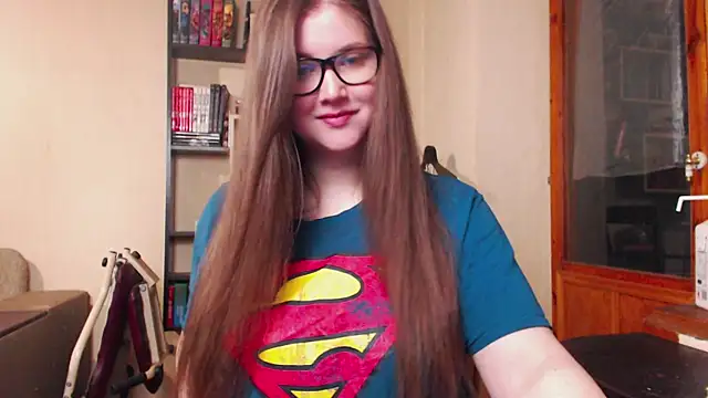 Snapshot of AlexXandra_ chatting on December 14, 2025, 5:29 pm AlexXandra online show from December 14, 2025, 5:29 pm