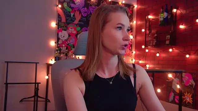 Megan Rodgers online show from April 22, 2026, 5:53 pm