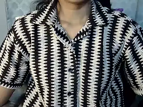 Snapshot of Shab_M chatting on March 12, 2026, 5:39 pm Shab M online show from March 12, 2026, 5:39 pm