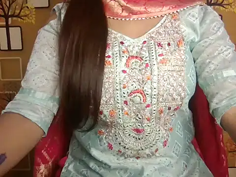 Snapshot of Hotty_Suzuka chatting on December 5, 2025, 6:23 am Hotty Suzuka online show from December 5, 2025, 6:23 am