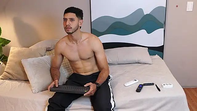 Snapshot of Thiago_Voss chatting on December 4, 2025, 12:37 pm Thiago Voss online show from December 4, 2025, 12:37 pm