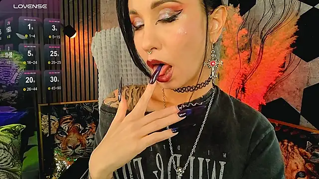 Snapshot of GoddessVespera chatting on April 29, 2026, 3:27 pm GoddessVespera online show from April 29, 2026, 3:27 pm