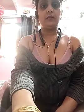 Tanya Sharma98 online show from December 16, 2025, 10:08 am