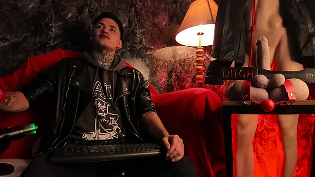 Snapshot of AlecBanne chatting on March 23, 2026, 9:14 pm AlecBanne online show from March 23, 2026, 9:14 pm