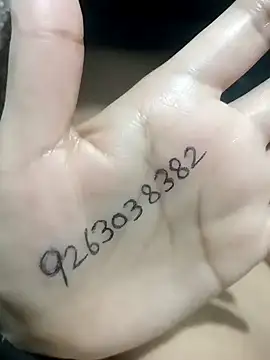 swetakumari003 online show from December 18, 2025, 6:56 pm