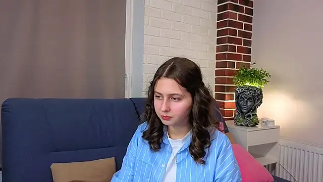 Snapshot of DanetteSaab chatting on December 5, 2025, 7:12 pm DanetteSaab online show from December 5, 2025, 7:12 pm