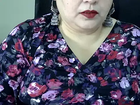 Snapshot of Soniya_Sha chatting on April 9, 2026, 7:03 am Soniya Sha online show from April 9, 2026, 7:03 am