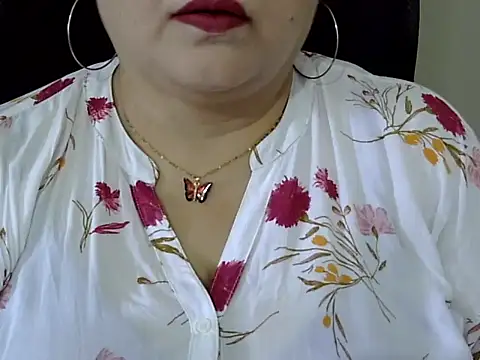 Snapshot of Soniya_Sha chatting on May 10, 2026, 7:12 am Soniya Sha online show from May 10, 2026, 7:12 am