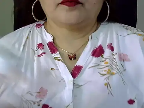 Snapshot of Soniya_Sha chatting on April 14, 2026, 7:57 am Soniya Sha online show from April 14, 2026, 7:57 am