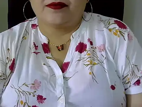 Snapshot of Soniya_Sha chatting on April 1, 2026, 7:42 am Soniya Sha online show from April 1, 2026, 7:42 am