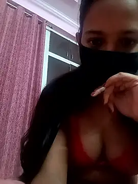 baby dolly001 online show from December 13, 2025, 8:04 pm