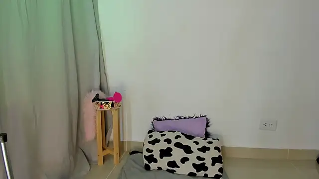 Snapshot of Nanny_11 chatting on July 24, 2026, 1:56 am Nanny 11 online show from July 24, 2026, 1:56 am