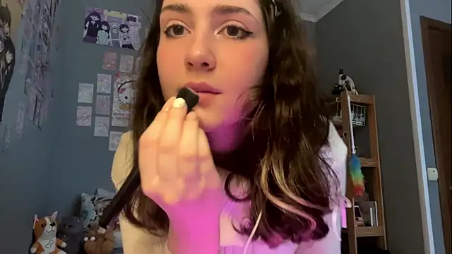 Snapshot of UnaskedGod chatting on December 4, 2025, 11:09 am UnaskedGod online show from December 4, 2025, 11:09 am