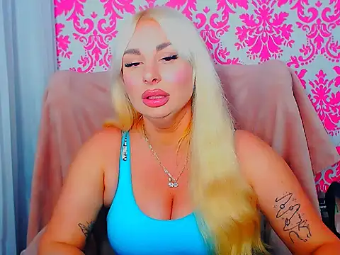 Snapshot of LuxuriaGoddess chatting on July 23, 2026, 7:32 pm LuxuriaGoddess online show from July 23, 2026, 7:32 pm