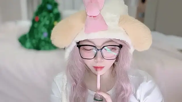 Snapshot of fayebabe chatting on December 16, 2025, 1:37 pm fayebabe online show from December 16, 2025, 1:37 pm